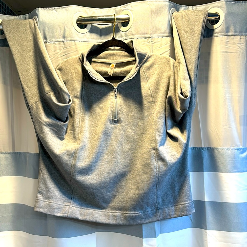 MONON B sized Large. Great fit….